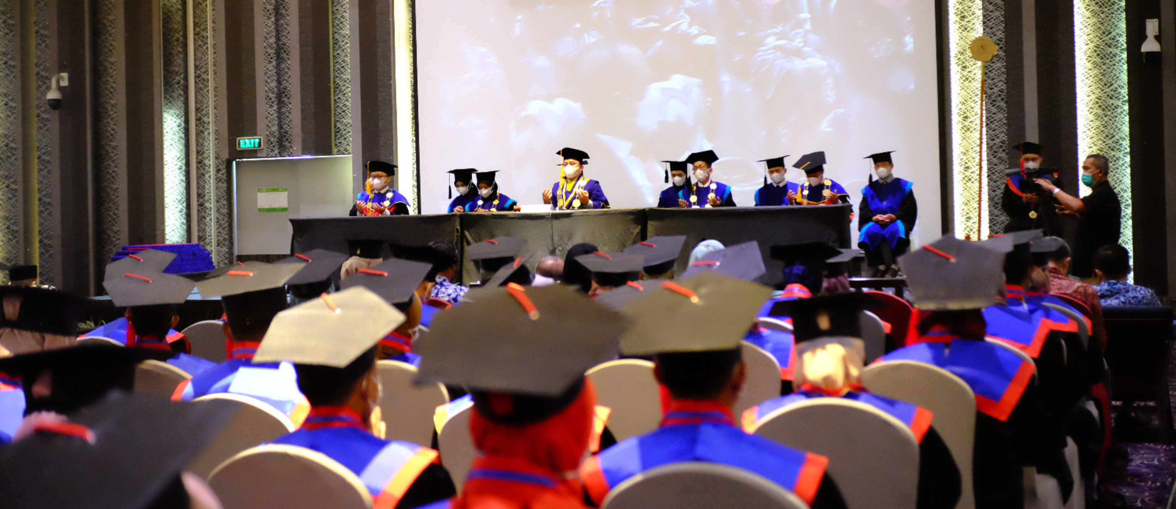 Wisuda
